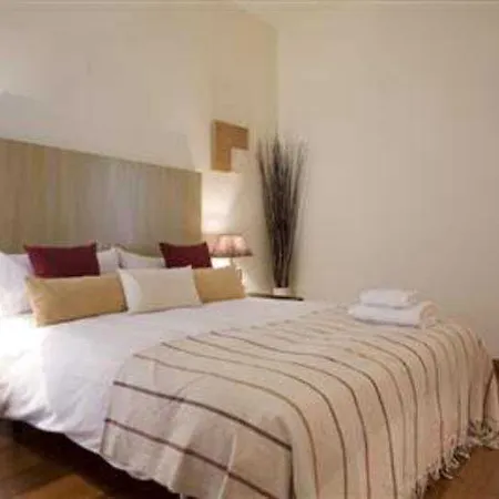 Hotel Villarroel